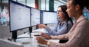 Outsourcing mezd pro SME: Kdy se vyplatí předat agendu profesionálům?